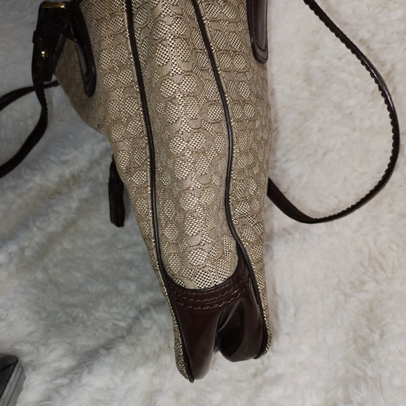 Coach purse - Picture 3 of 10